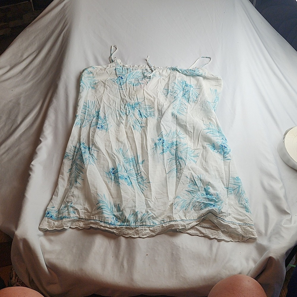 Secret Treasures Cami Tank Top Tropical Floral White Blue Women's Size Large